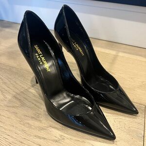 Saint Laurent Nero Pumps